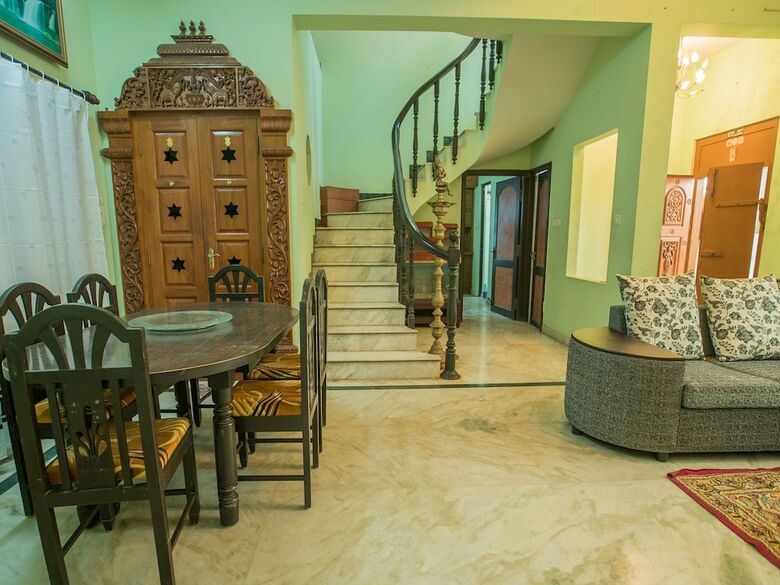 Oyo 12176 Home Spacious 3bhk Near Ecr