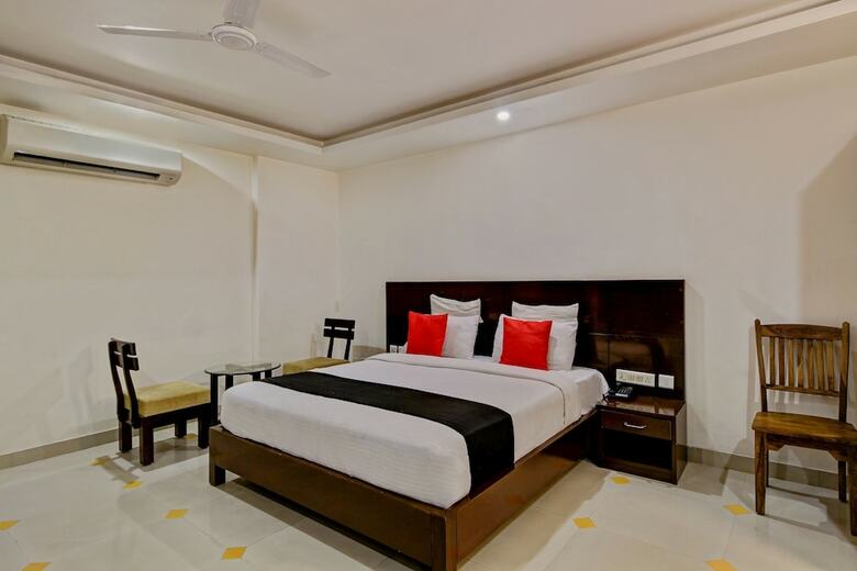 Oyo 11744 Hotel Vb Heritage Heights