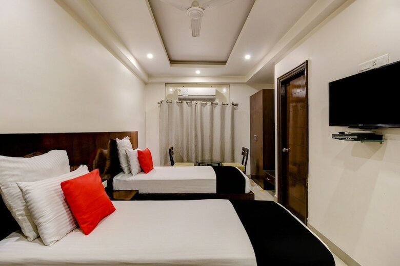 Oyo 11744 Hotel Vb Heritage Heights