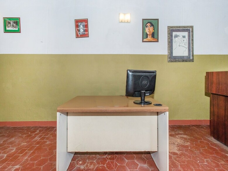 Hotel Oyo 761 Hermitage Apartments