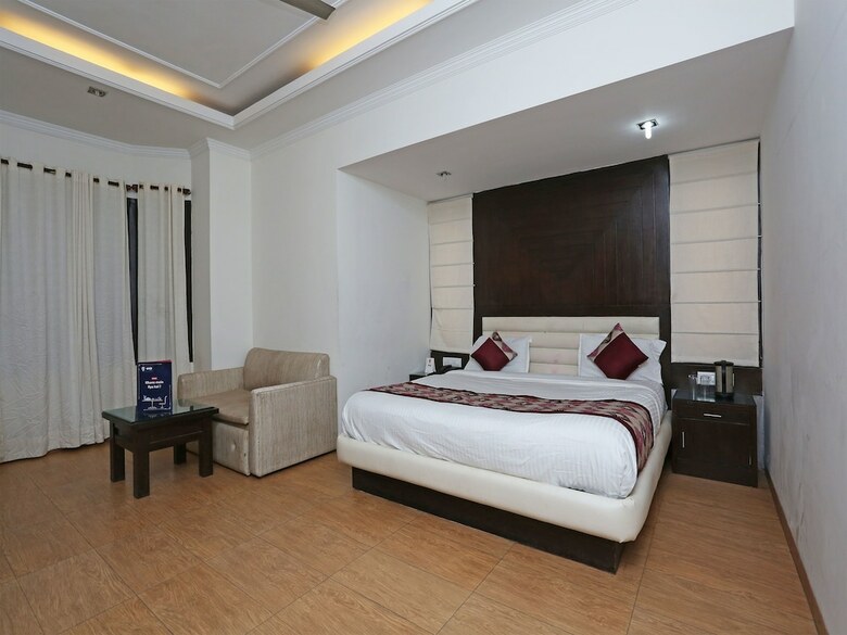 Oyo 1492 Hotel Broadway Inn