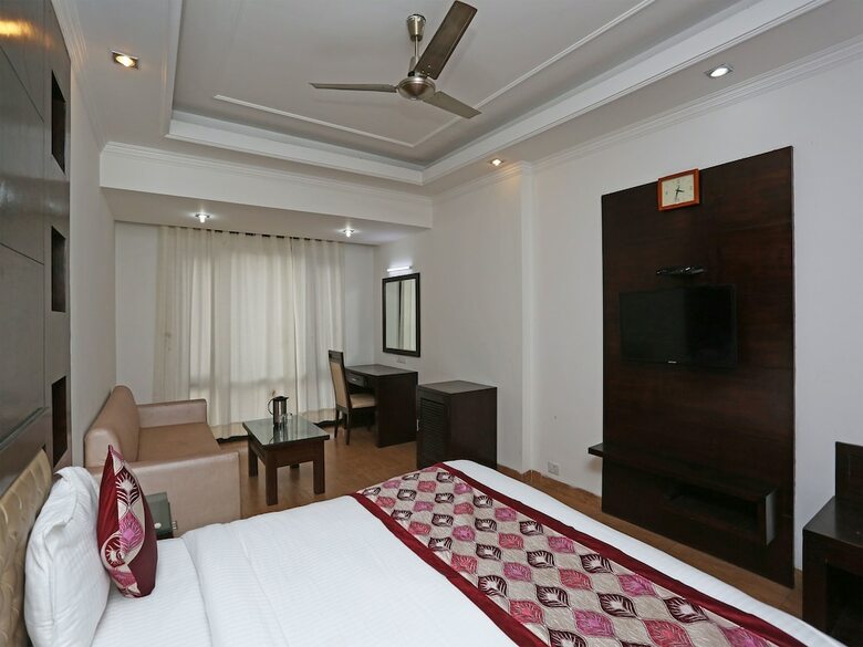 Oyo 1492 Hotel Broadway Inn