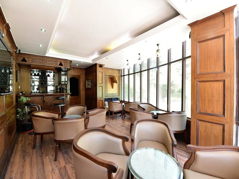 Oyo 1492 Hotel Broadway Inn