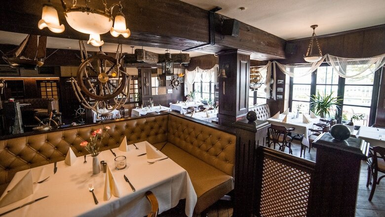 Hotel Zur F�hre