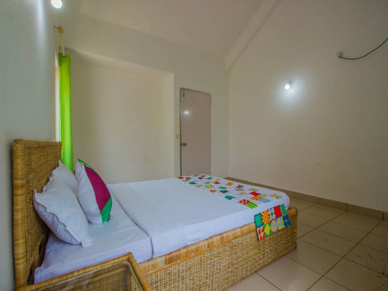 Oyo 13840 Home Radiant 2bhk Lpk Waterfront