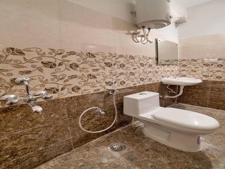 Hotel Oyo 11317 Amar Estates