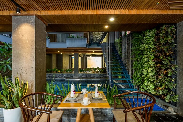 Aparthotel Lahome Apartment And Villa