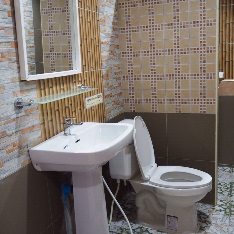 Hotel Bansuan Thanormpat Resort