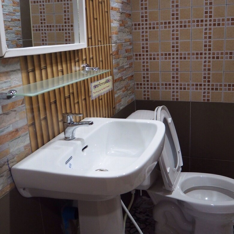 Hotel Bansuan Thanormpat Resort