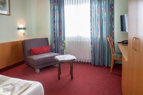 Sporthotel �hringen