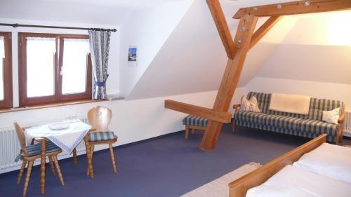 Hostal G�stehaus Kaiser