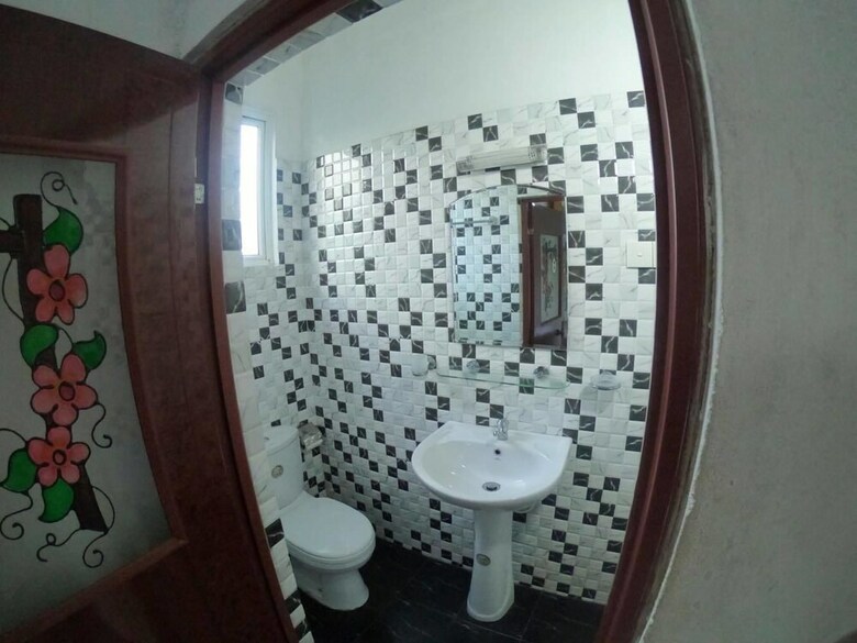 Hotel Homestay 24