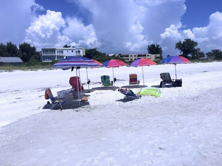 Apartamentos The Anna Maria Island Beach Breeze