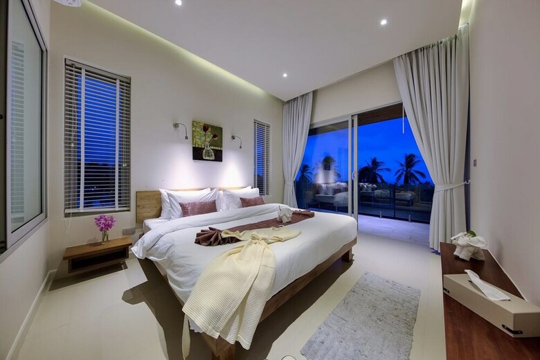 Villa 3 Br Luxury Seaview Bang Po-zoe