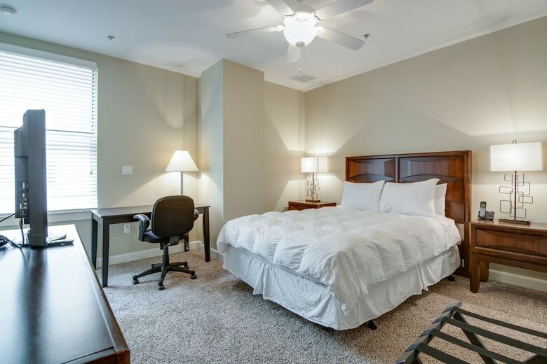 Apartamentos Bluebird Suites Near Autozone Park