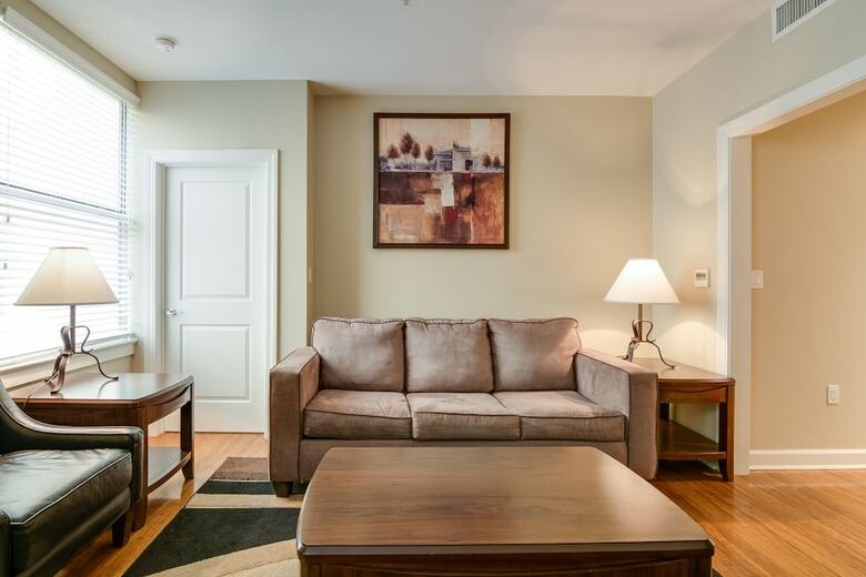 Apartamentos Bluebird Suites Near Autozone Park