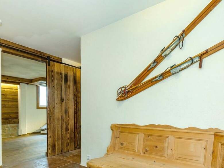 Chalet Unter Wei�blauem Himmel