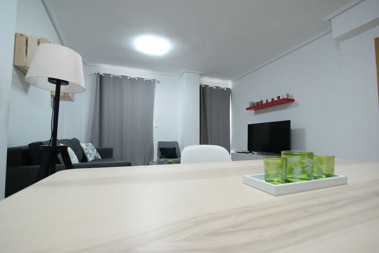 Apartamentos Myflats ? Miguel Soler Penthouse