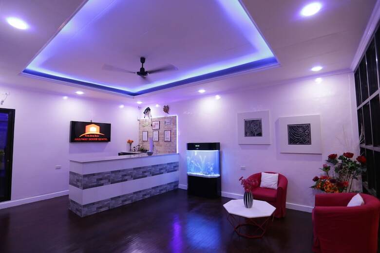 Hostal Halfway House Hostel - Mactan Cebu Airport