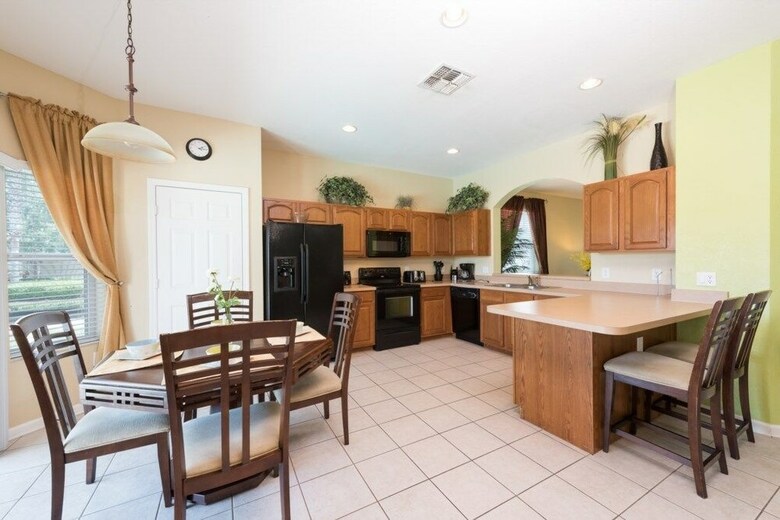 7br Pool Home Emerald Island By Shv-8409