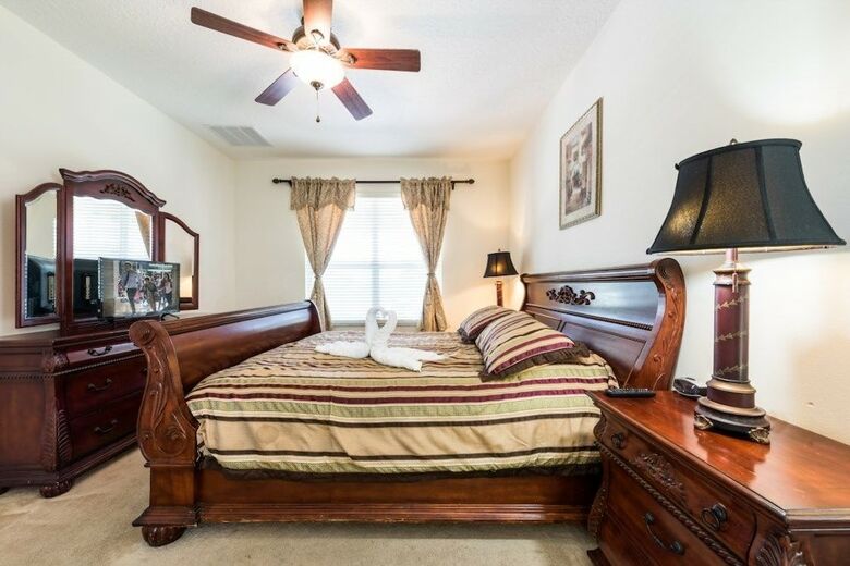 7br Pool Home Emerald Island By Shv-8409