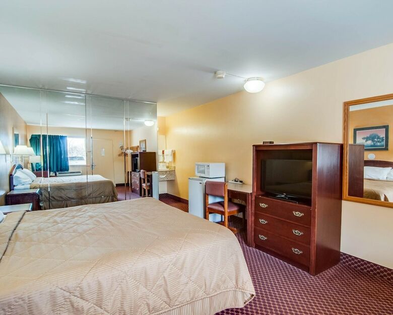 Hotel Econo Lodge Near Bluefield College