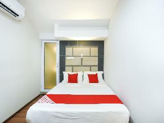 Hotel Oyo 1023 La Mirina Boutique Inn