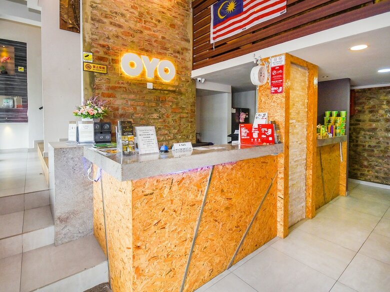 Hotel Oyo 1023 La Mirina Boutique Inn