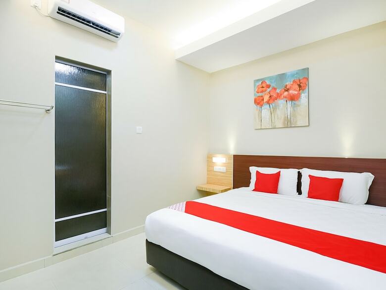 Hotel Oyo 1023 La Mirina Boutique Inn