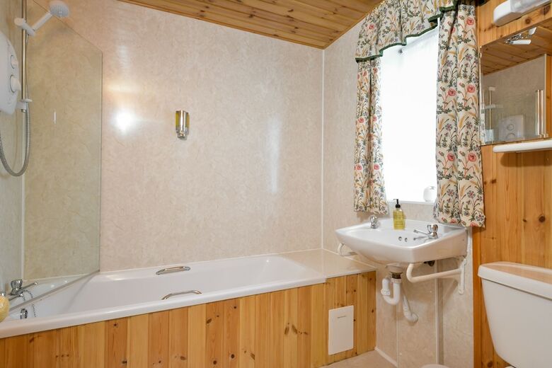 Cardross Estate Holiday Cottages