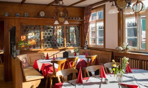 Hostal Hotel - Gasthof Sonne