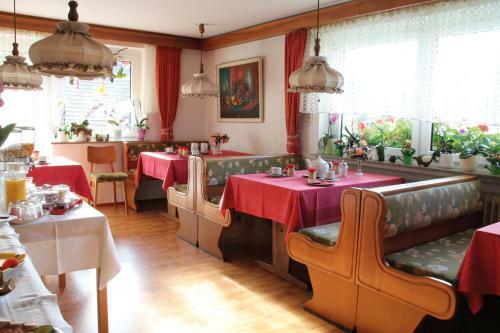 Hostal Pension Rehblick