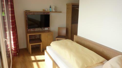 Hostal Gasthaus Sonne Neuh�usle