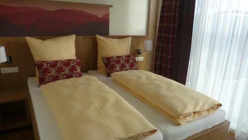 Hostal Gasthaus Sonne Neuh�usle