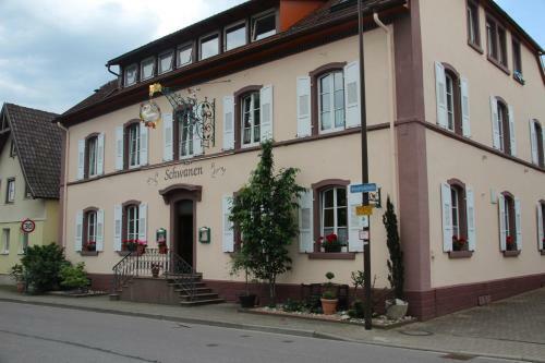 Hostal Gasthaus Schwanen