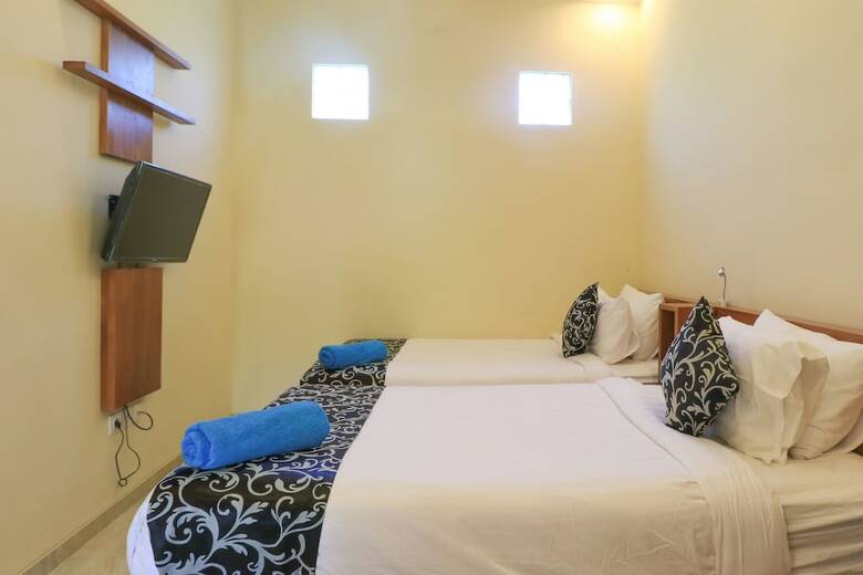 Bed & Breakfast Ocho Bali Surf Camp