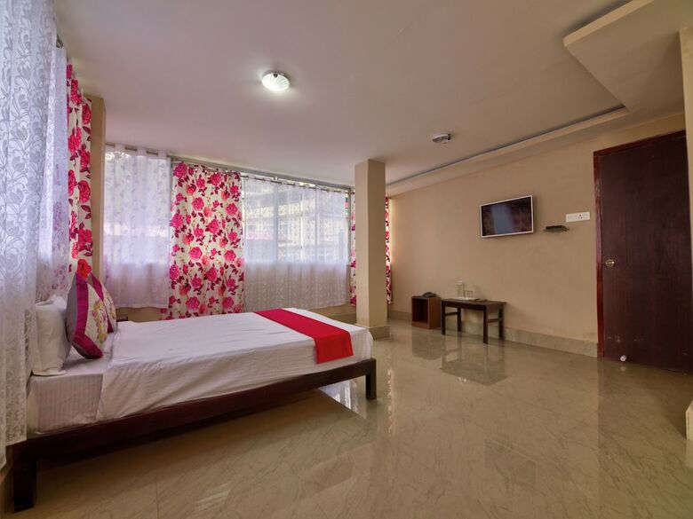 Oyo 13466 Hotel Indrakil