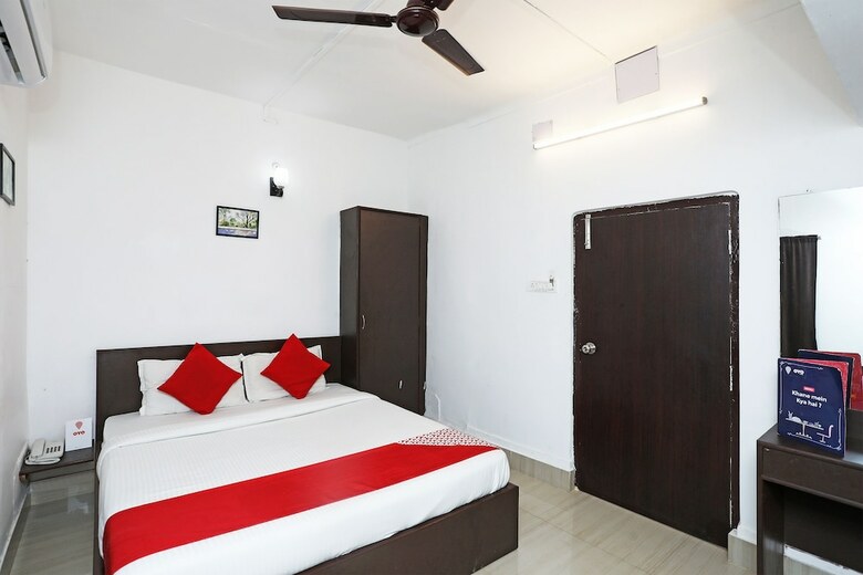 Hotel Oyo 11569 Jalan Lake View