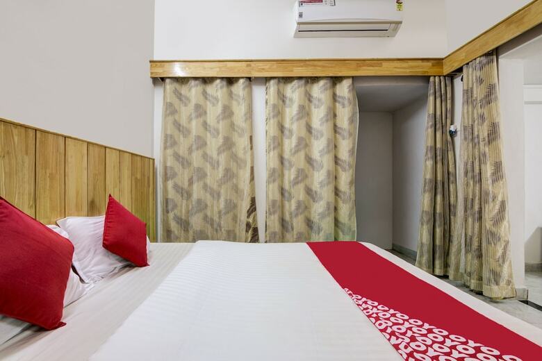 Hotel Oyo 12070 Sai Page 3 Resort