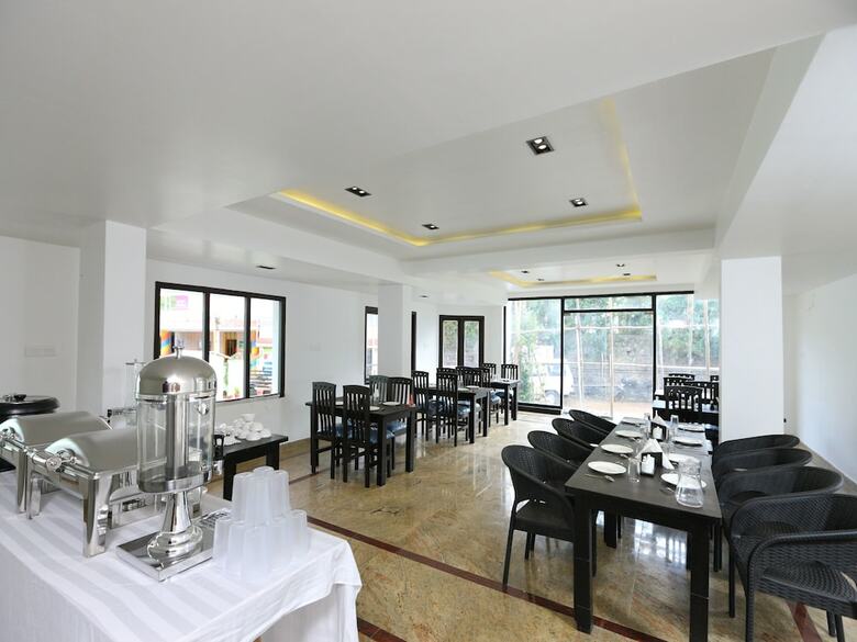 Oyo 13650 Hotel Sanandreas
