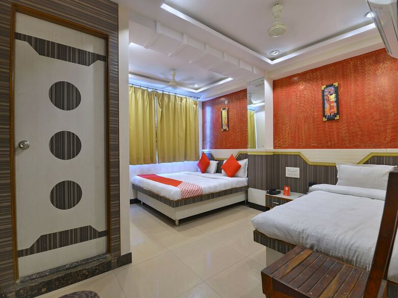 Oyo 13346 Hotel A R Ganpati Plaza