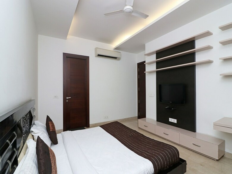 Hotel Oyo 13575 Green Vogue