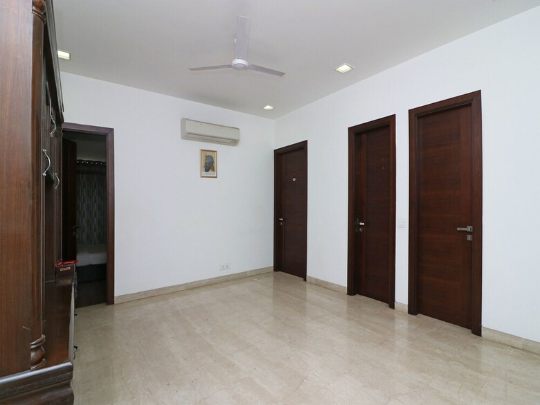 Hotel Oyo 13575 Green Vogue