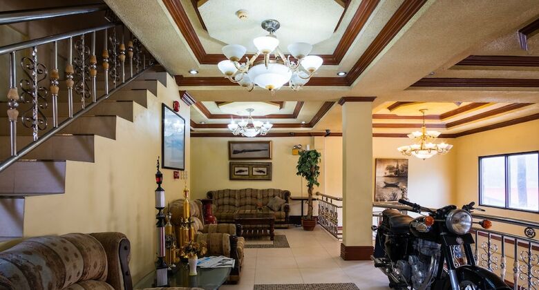 Hotel Zen Rooms Palm Tree Olongapo