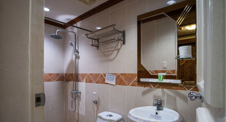 Hotel Zen Rooms Palm Tree Olongapo