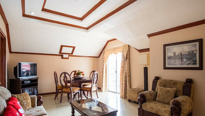 Hotel Zen Rooms Palm Tree Olongapo