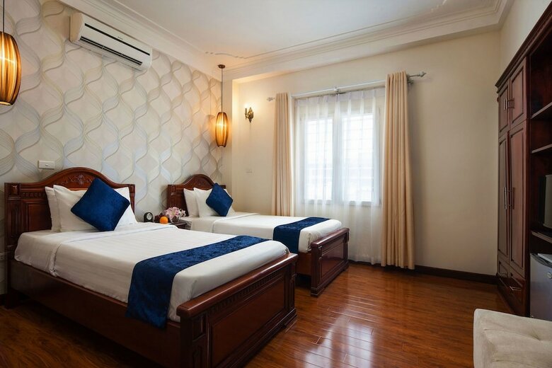 Hanoi Golden Moon Hotel