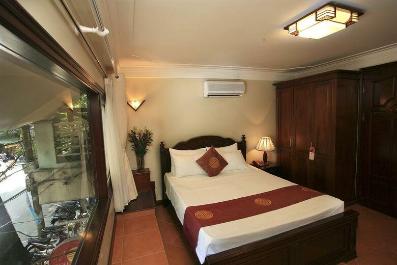 Hanoi Golden Moon Hotel