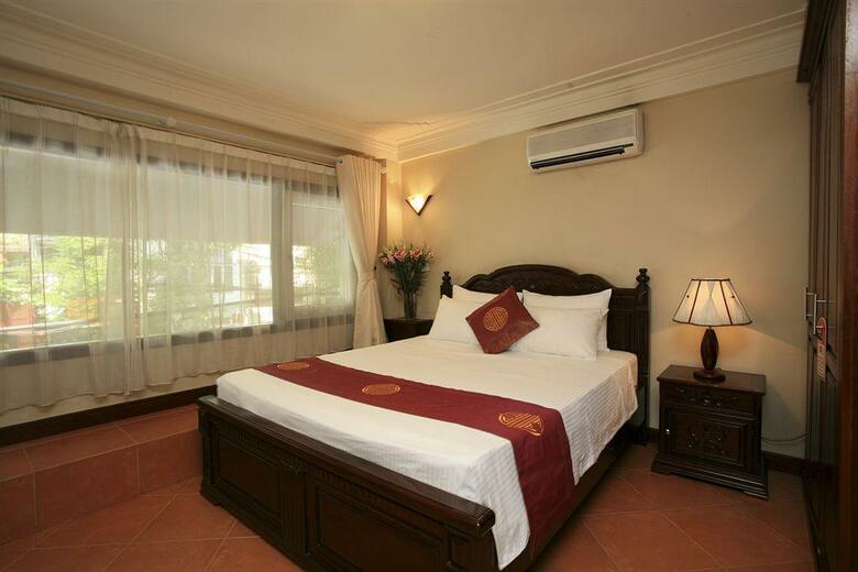 Hanoi Golden Moon Hotel
