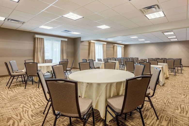 Posada Comfort Inn & Suites Schenectady - Scotia